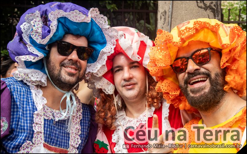 Foto desfile do Bloco Céu na Terra no Carnaval de Rua 2026 do Rio de Janeiro - carnavalnobrasil.com.br
