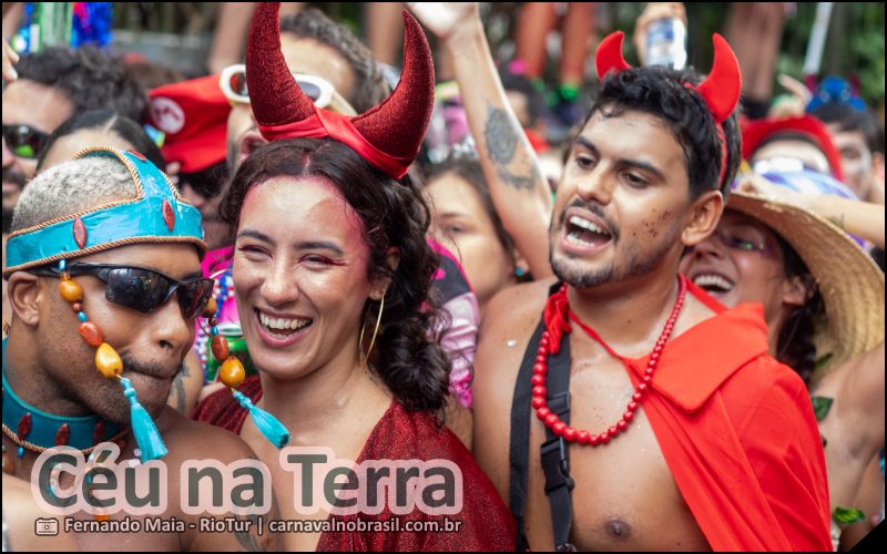 Foto desfile do Bloco Céu na Terra no Carnaval de Rua 2026 do Rio de Janeiro - carnavalnobrasil.com.br