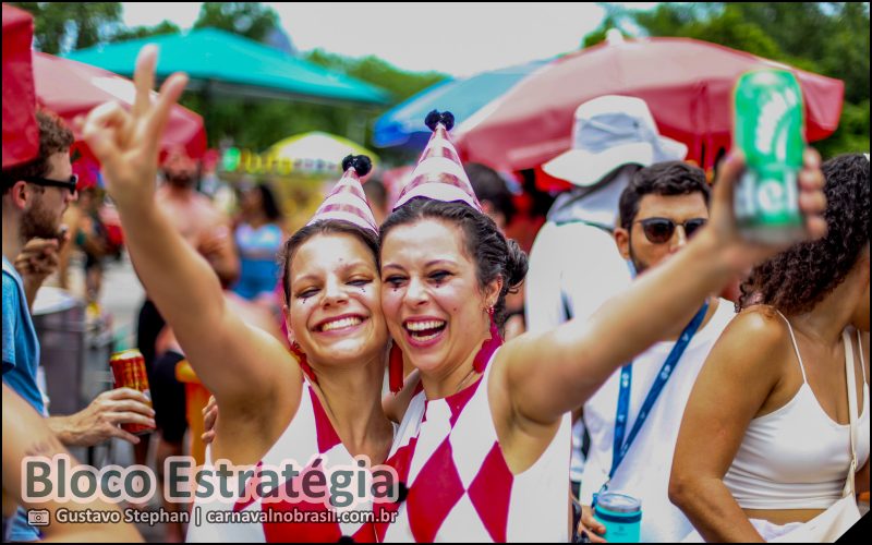 Fotos desfile do Bloco Xupa Mas Não Baba no Carnaval de Rua 2026 do Rio de Janeiro